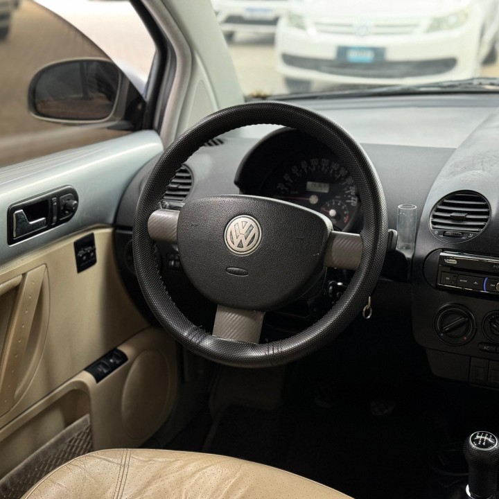  Volkswagen NEW BEETLE 2.0 2005